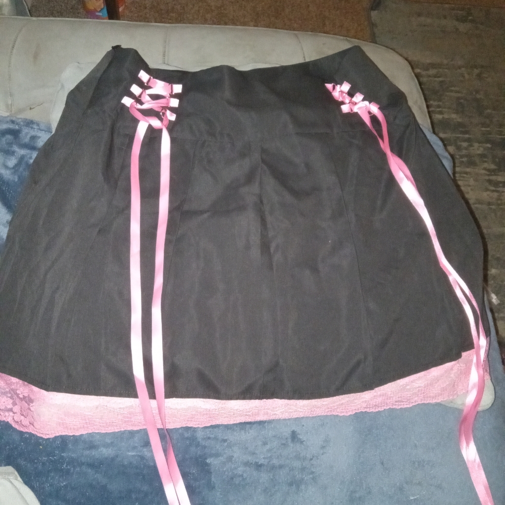 Black n pink bow tie skirt L